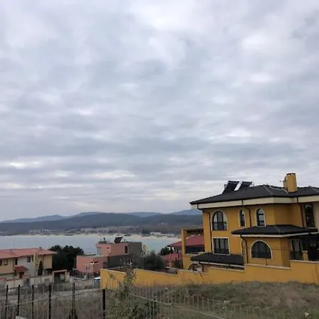 Villa Rocky * سوزوبول